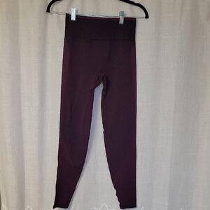 NWOT VS PINK Athletic Leggings